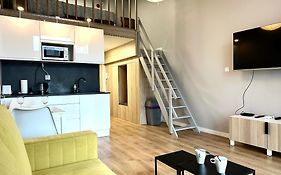 Zarembowicza Apt 36 - Self Check-In 20H - Parking &Lift